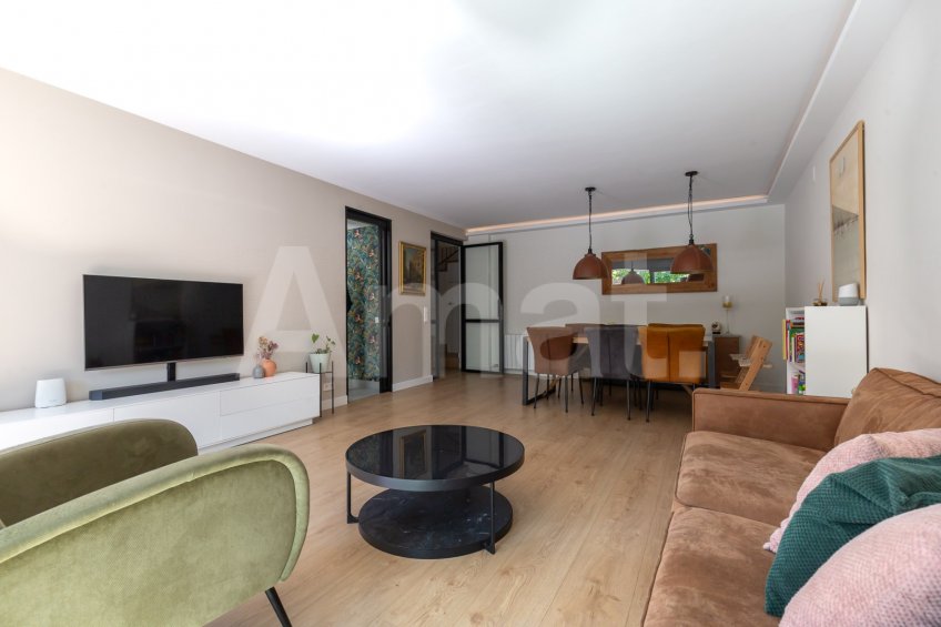 Planta baja con terraza, en Parc Central -9