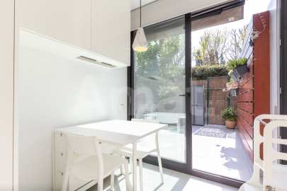 Planta baja con terraza, en Parc Central -13