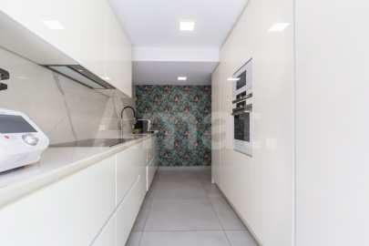 Planta baja con terraza, en Parc Central -15