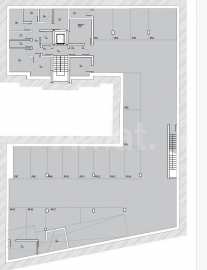 Plaça de garatge al centre -2