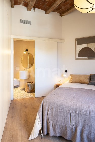 Stylish restored flat in an elegant building in Eixample -15