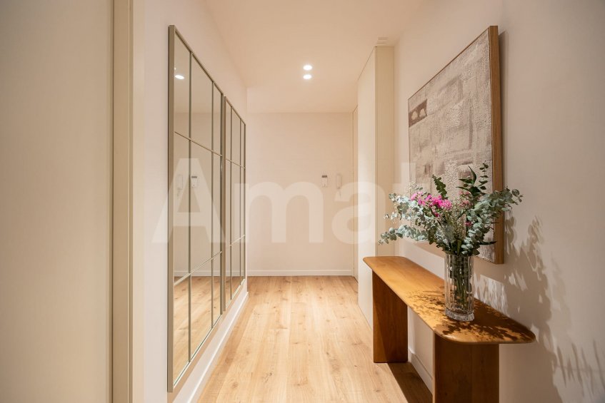 Stylish restored flat in an elegant building in Eixample -17