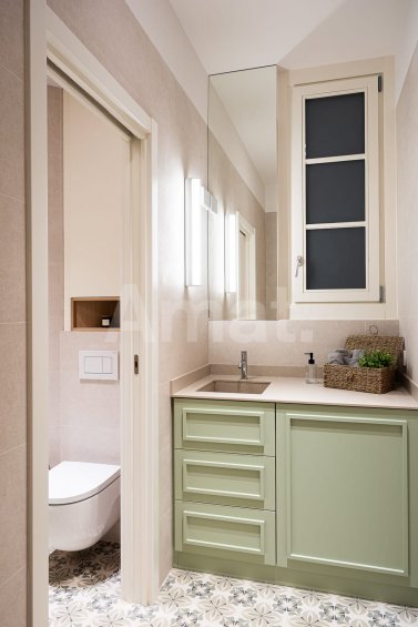 Stylish restored flat in an elegant building in Eixample -18