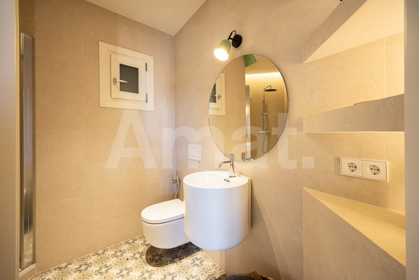 Stylish restored flat in an elegant building in Eixample -4