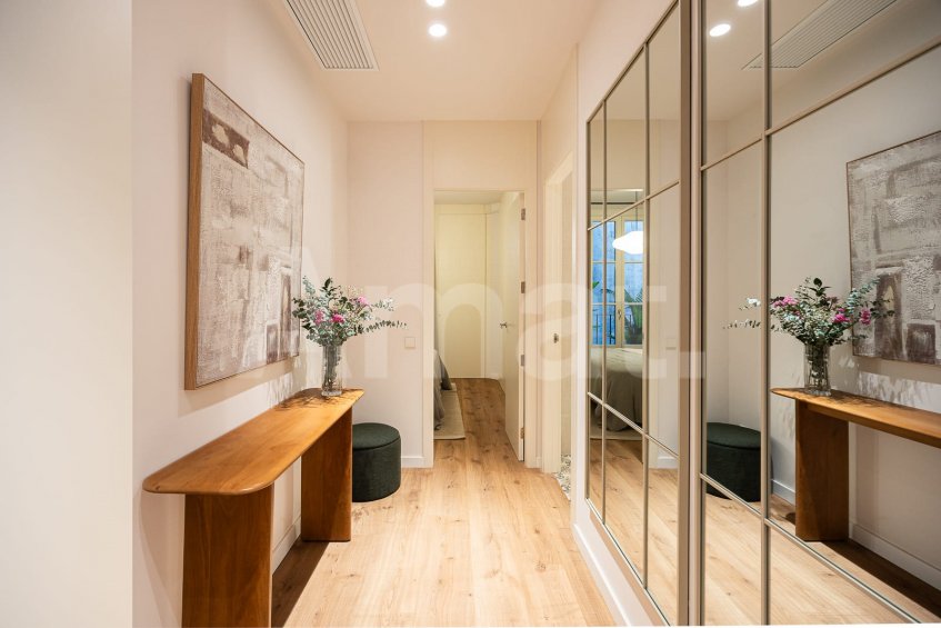 Stylish restored flat in an elegant building in Eixample -7