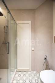 Stylish restored flat in an elegant building in Eixample -20