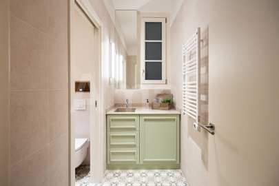 Stylish restored flat in an elegant building in Eixample -6