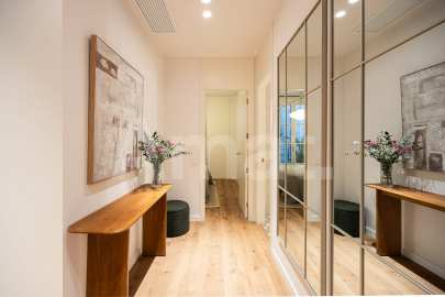 Stylish restored flat in an elegant building in Eixample -7