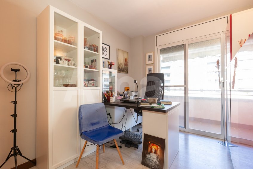 Especacular ático dúplex con terraza, en l'Eixample -23