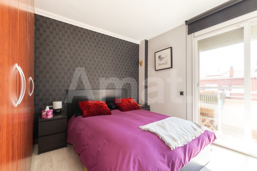 Especacular ático dúplex con terraza, en l'Eixample -4