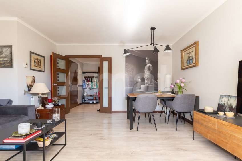 Especacular ático dúplex con terraza, en l'Eixample -8