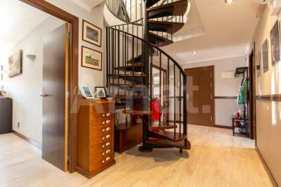 Especacular ático dúplex con terraza, en l'Eixample -13