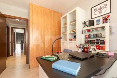 Especacular ático dúplex con terraza, en l'Eixample -24