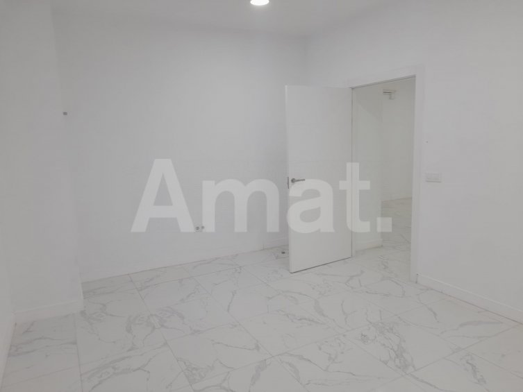 Oportunitat per fer crèixer el teu negoci, al centre -15