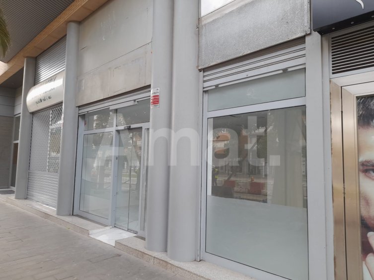 Oportunitat per fer crèixer el teu negoci, al centre -5