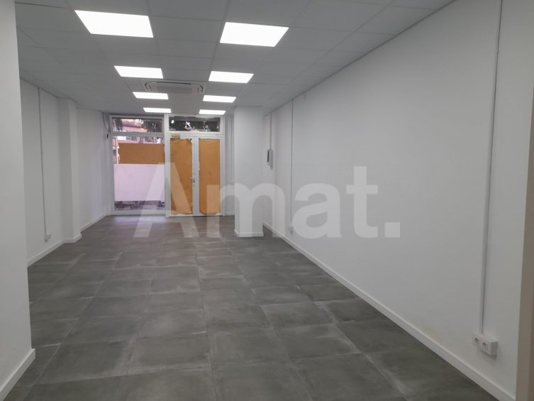 Oportunidad para iniciar tu negocio, en el centro -14