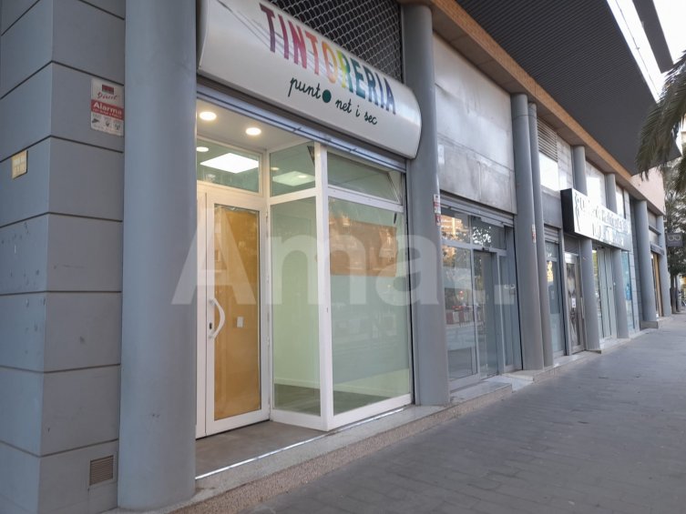 Oportunidad para iniciar tu negocio, en el centro -6