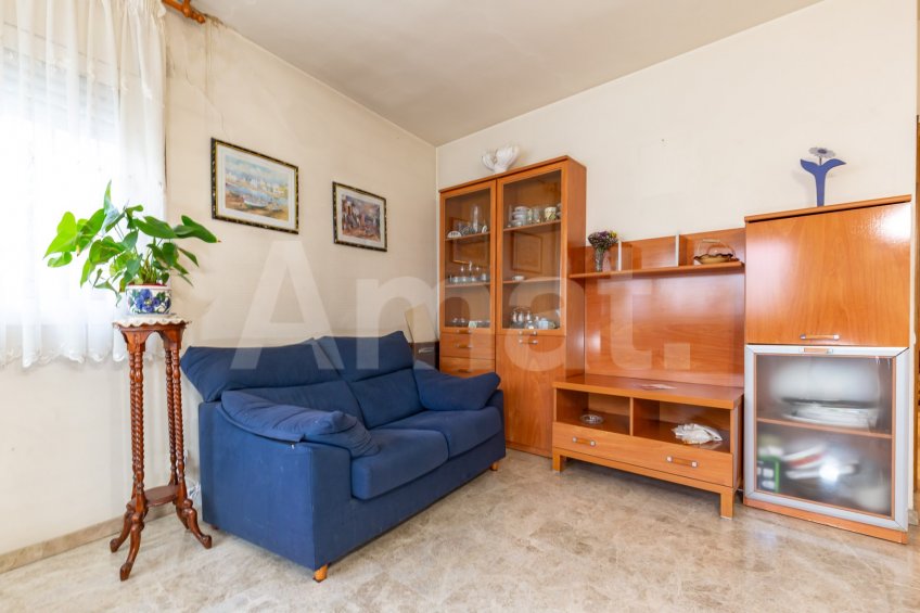 Práctica y accesible planta baja, junto al Monasterio -3