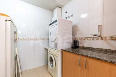 Práctica y accesible planta baja, junto al Monasterio -13