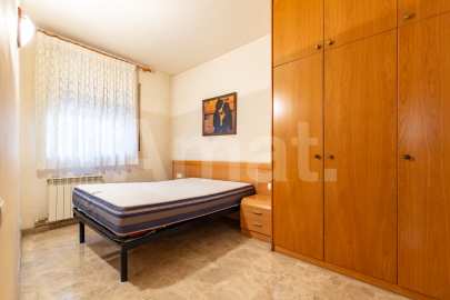 Práctica y accesible planta baja, junto al Monasterio -15