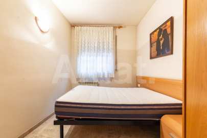 Práctica y accesible planta baja, junto al Monasterio -16