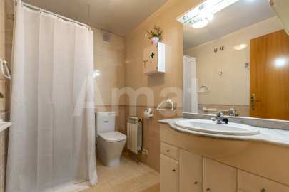 Práctica y accesible planta baja, junto al Monasterio -18