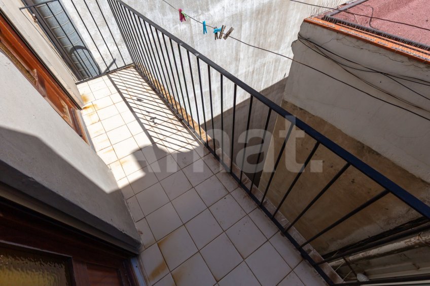 Renovated penthouse with large terrace, in Esquerra Eixample -20