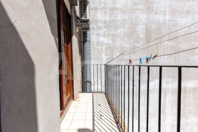 Renovated penthouse with large terrace, in Esquerra Eixample -19
