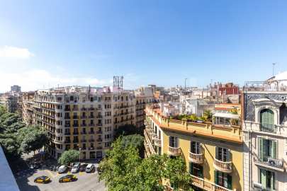 Renovated penthouse with large terrace, in Esquerra Eixample -4