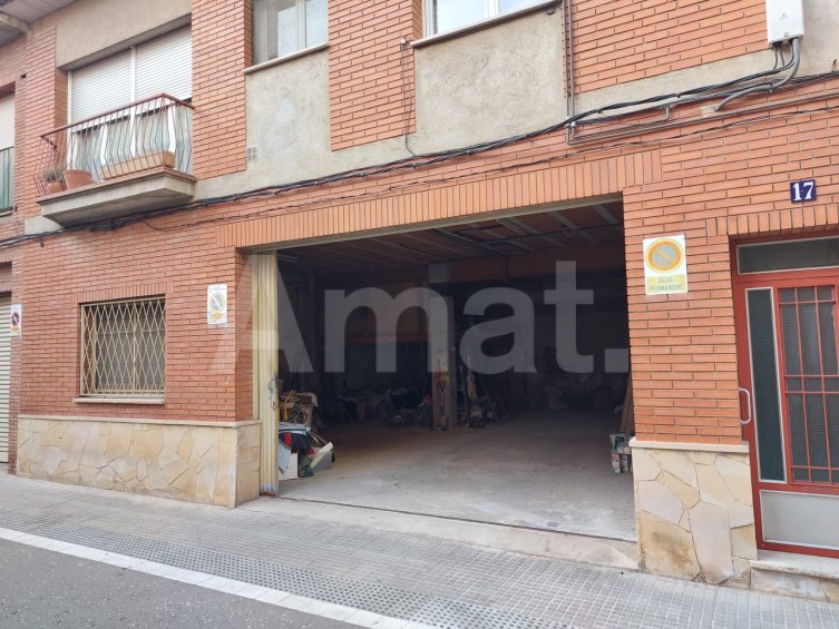 Magnífico local diáfano -3