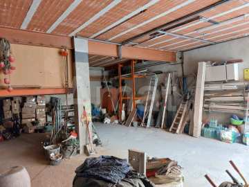 Magnífico local diáfano -7