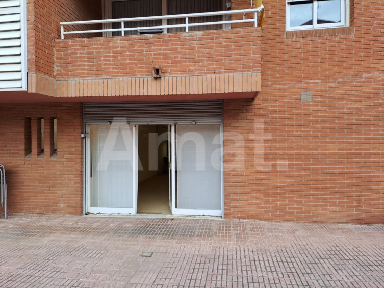 Local en venta en Sant Joan Despí, ideal para tu negocio. -21