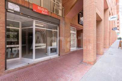 Gran local doble entre Tv3 y Hospital Broggi -24