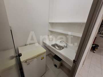 Local en venta en Sant Joan Despí, ideal para tu negocio. -7