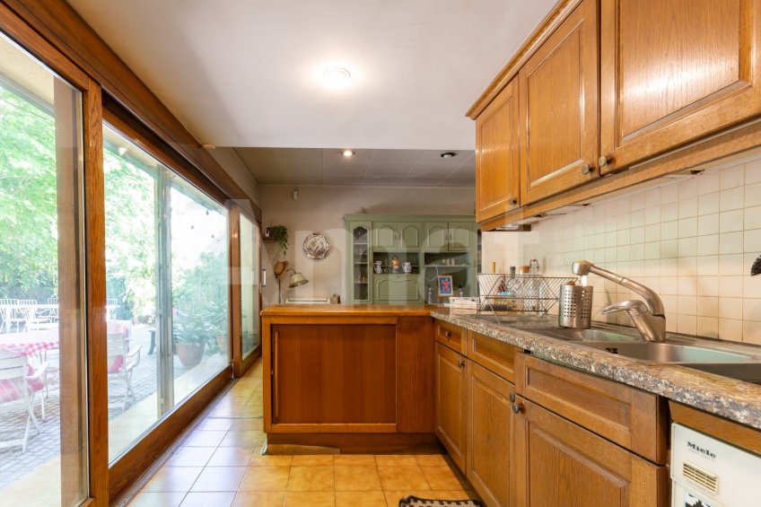 Unique single-storey home with a large private garden of over 100 m² -68