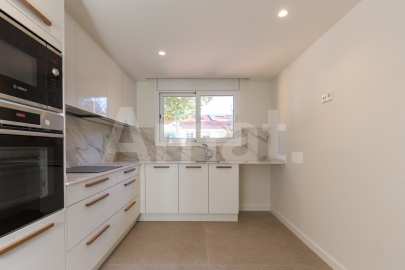 CASTELLBISBAL HOMES - Brand new terraced house, in the center -10