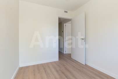 CASTELLBISBAL HOMES - Brand new terraced house, in the center -24
