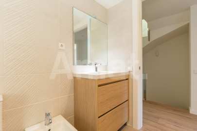 CASTELLBISBAL HOMES - Brand new terraced house, in the center -30
