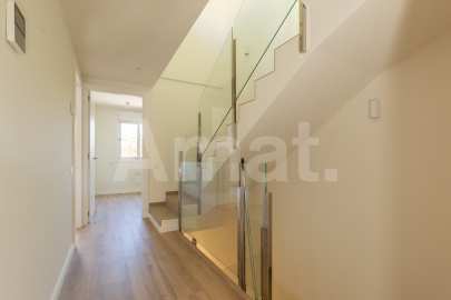 CASTELLBISBAL HOMES - Brand new terraced house, in the center -32