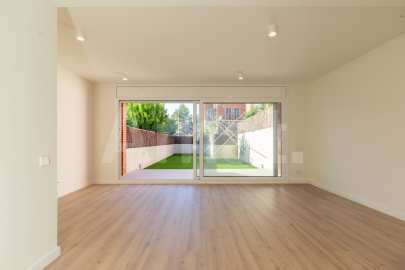 CASTELLBISBAL HOMES - Brand new terraced house, in the center -9