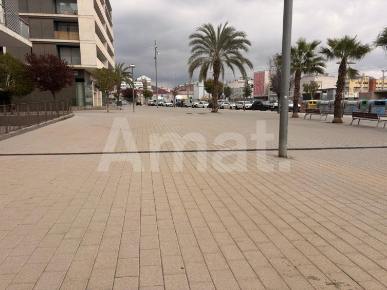 Parking space for sale in the city center -16