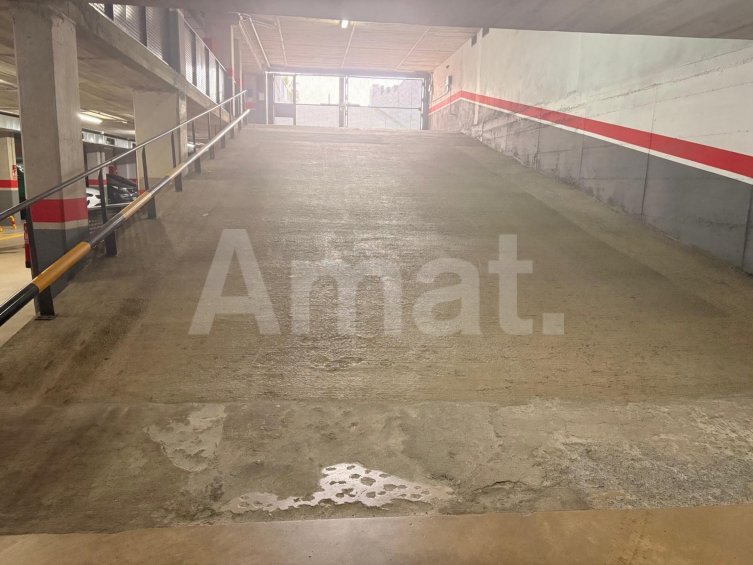 Parking space for sale in the city center -3