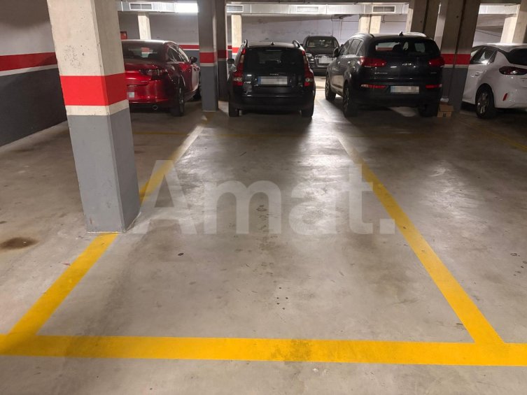 Parking space for sale in the city center -4