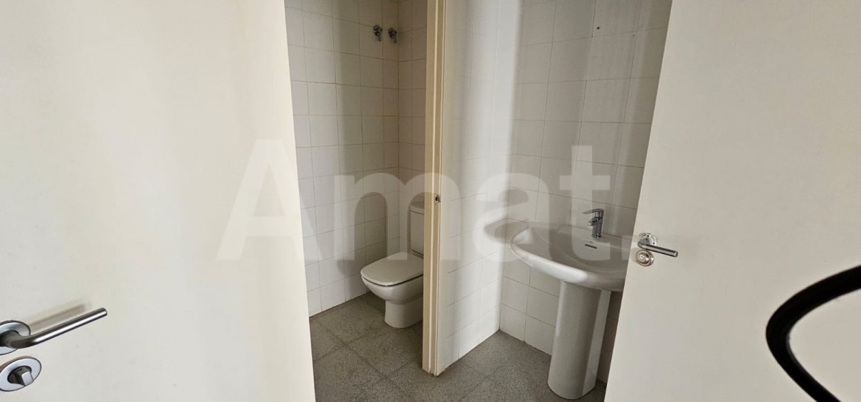 Espai industrial flexible de 400 m² en ubicació estratègica -13