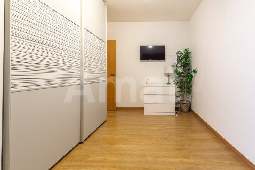 Bright and renovated flat, in El Guinardó -17