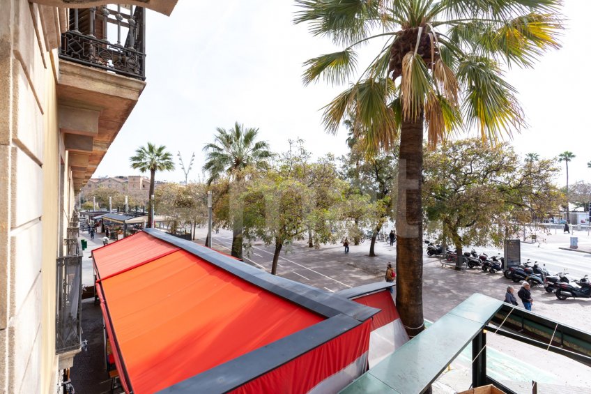 1840 APARTMENTS– Piso reformado y amueblado con 3 dorm. y piscina -23