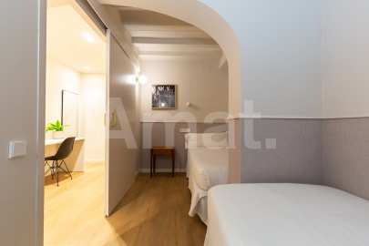 1840 APARTMENTS– Piso reformado y amueblado con 3 dorm. y piscina -19