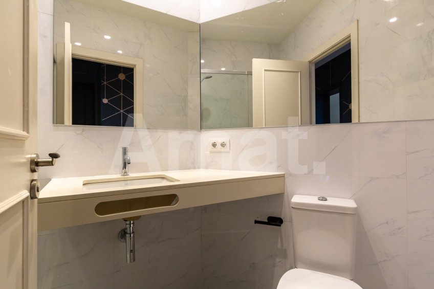 Pis reformat i moblat amb 2 dorm. i piscina -23