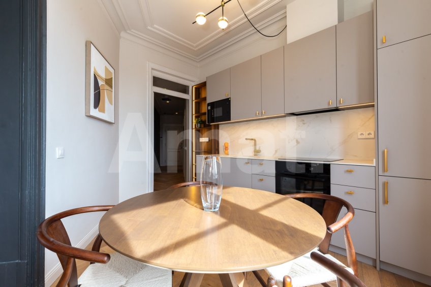 Pis reformat i moblat amb 2 dorm. i piscina -7