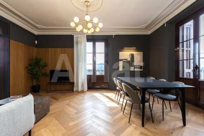 Pis reformat i moblat amb 2 dorm. i piscina -16